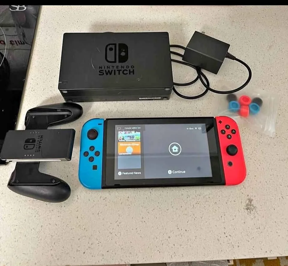 Modded Nintendo switch v2 with accessories