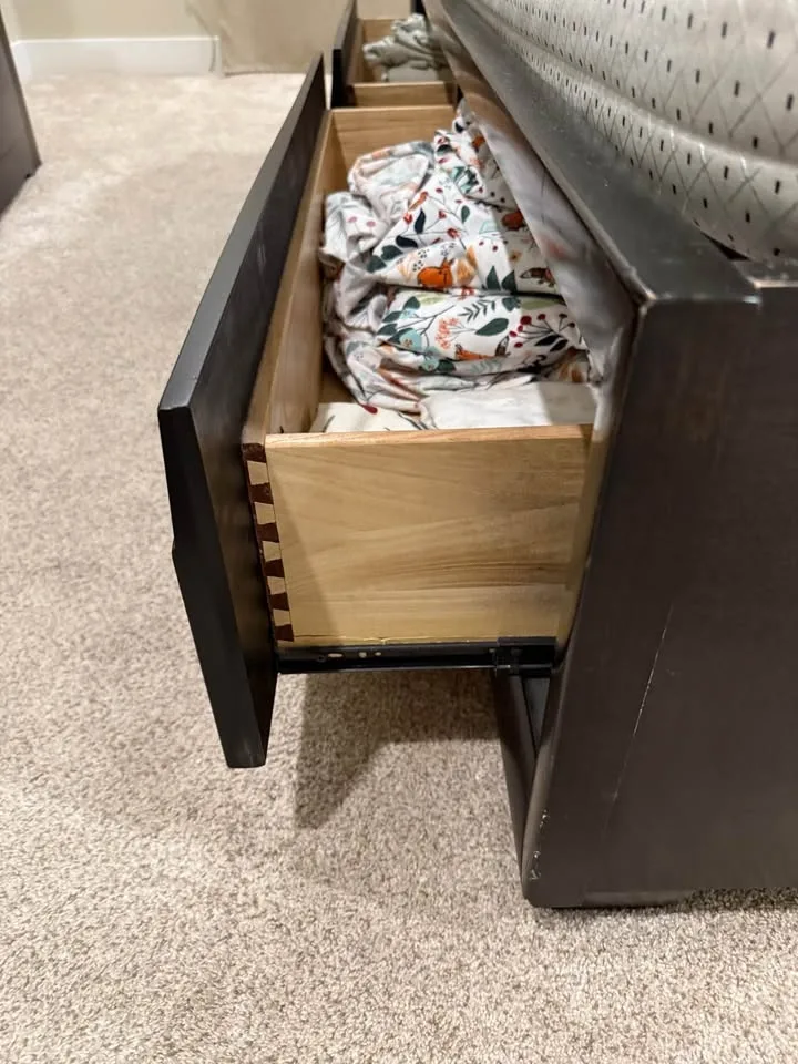 King size bed and two side tables image indicator(3)