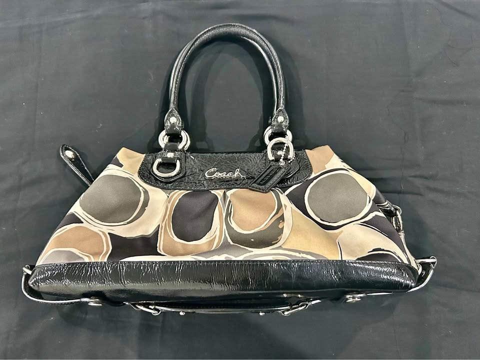 EUC Coach Ashley Silk Convertible Handbag