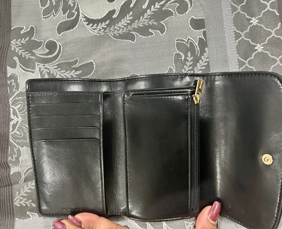 EUC Coach Mini Sierra Satchel & Wallet image indicator(7)