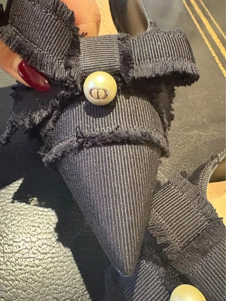 Christian Dior ADIORABLE PUMP BLACK FRINGED GROSGRAIN image indicator(2)