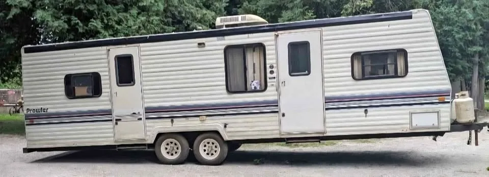 1992 29 ft prowler trailer