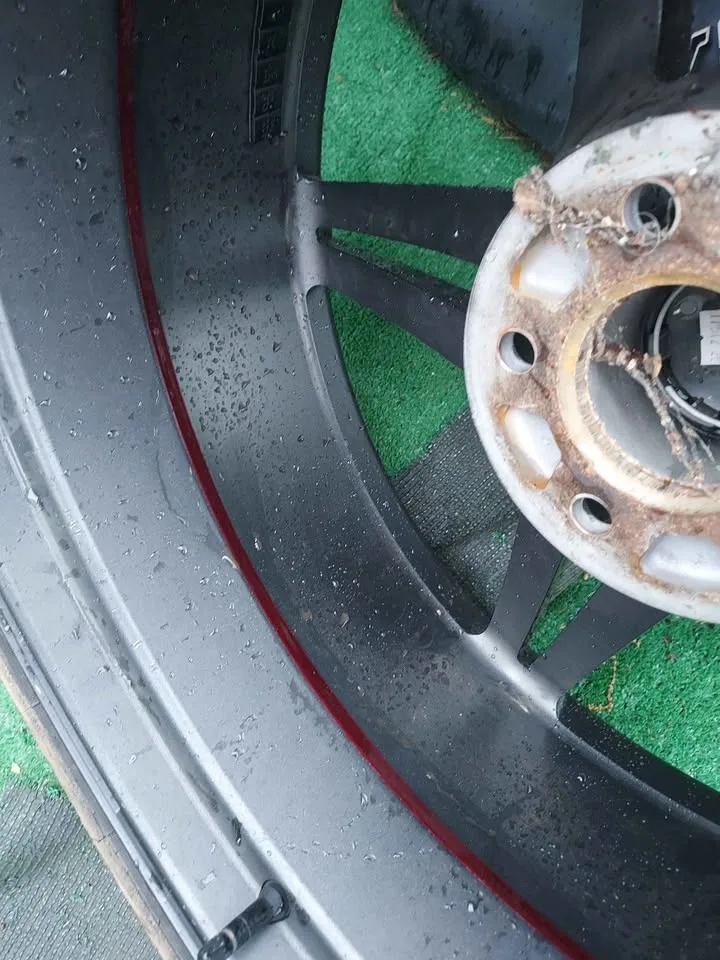 275-35-20 & 295-35-20 with FOOSE wheels image indicator(8)