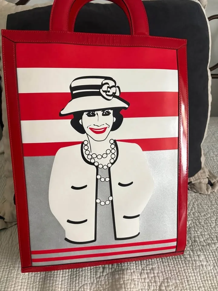 Chanel Coco Mark Madmoiselle Matalese Tote image indicator(2)