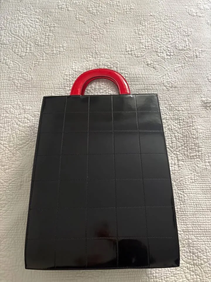 Chanel Coco Mark Madmoiselle Matalese Tote image indicator(3)