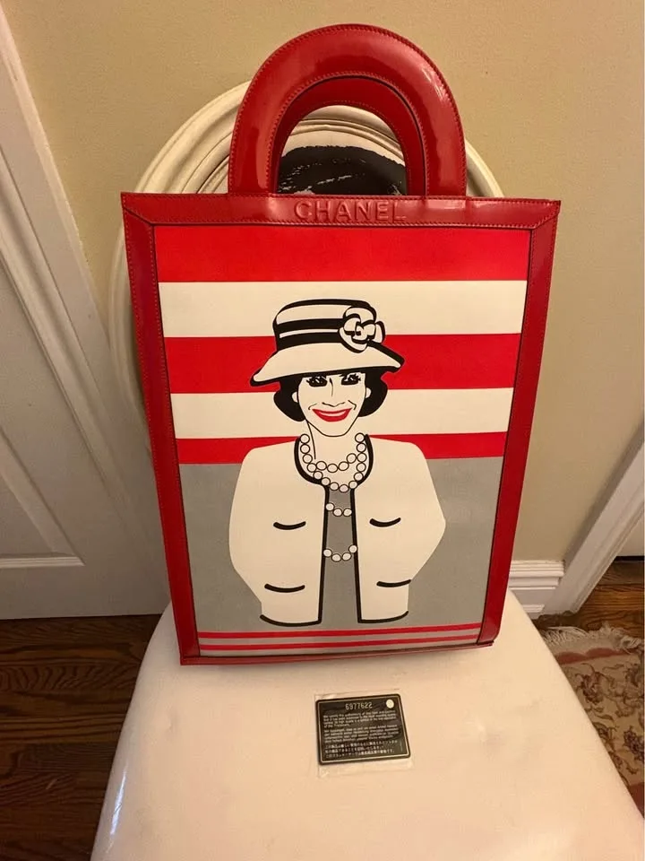 Chanel Coco Mark Madmoiselle Matalese Tote image indicator(6)