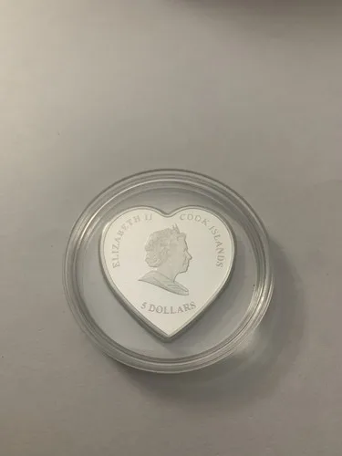 Princess Diana Cook Islands Heart Coin image indicator(2)