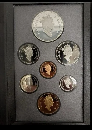 1990 Canada Double Dollar Proof Set image indicator(3)