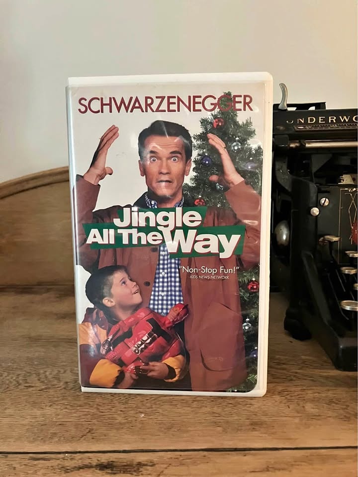 Disney Jingle All The Way VHS