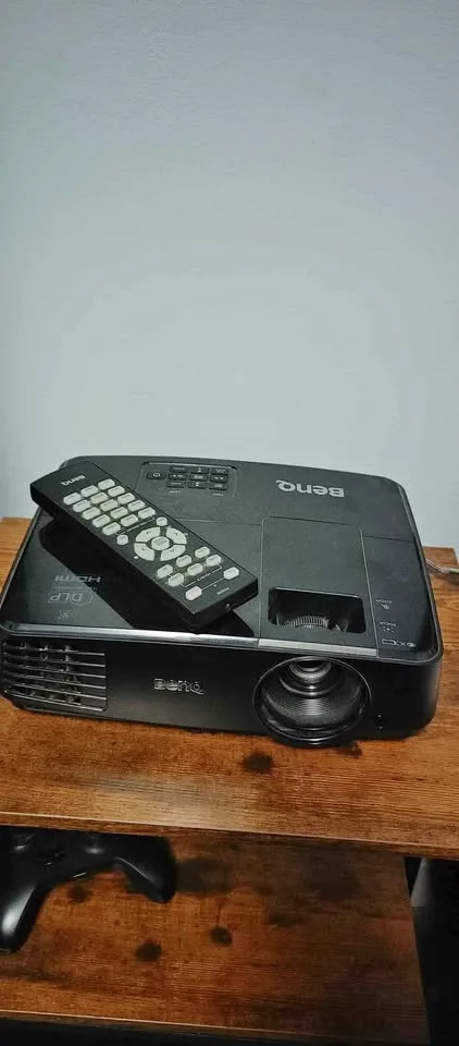 Benq MX522P Home Cinema projector