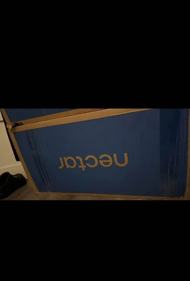 Nectar Luxe Medium Memory Foam Mattress king size 14” image indicator(2)