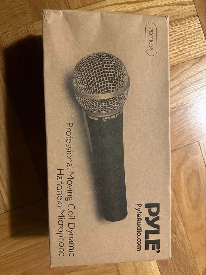 Pyle Dynamic Vocal Microphone image indicator(2)