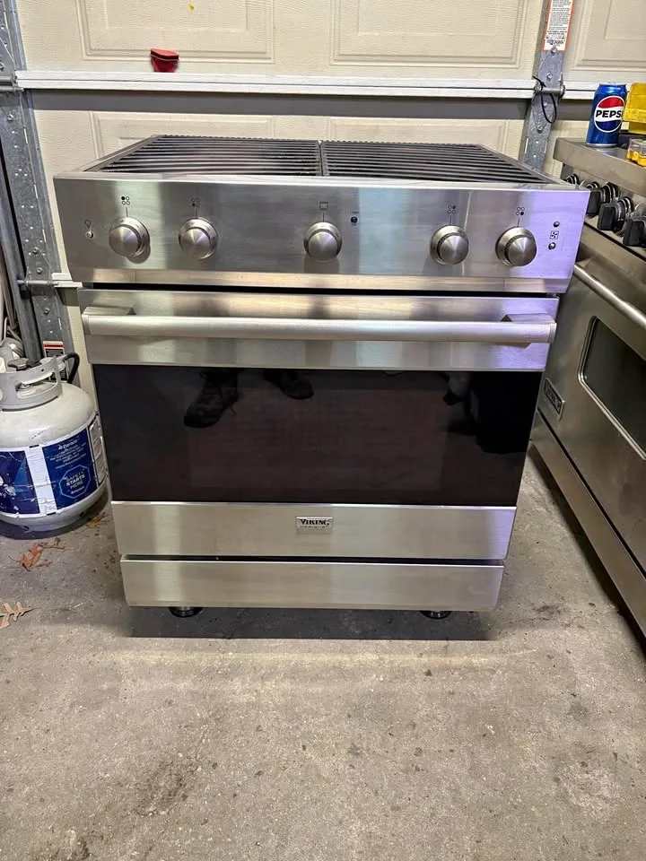 Viking Designer Natural Gas Range 30”