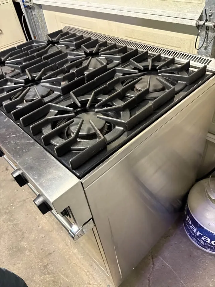 Viking 36” VGIC365-6BSS Natural Gas Range image indicator(5)