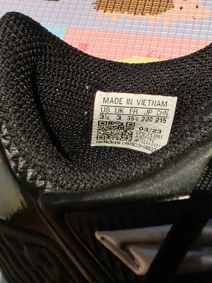 Adidas black sz 3.5 turf cleats image indicator(4)