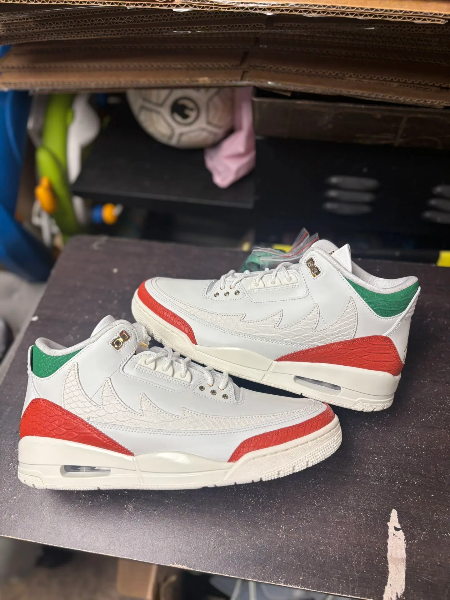 Air Jordan 3 El Vuelo