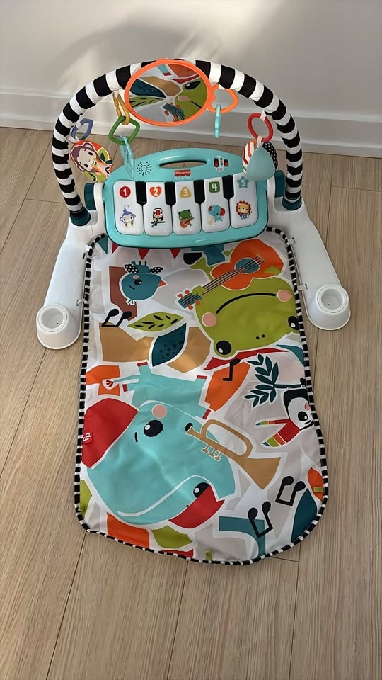 Fisher Price playmat with piano