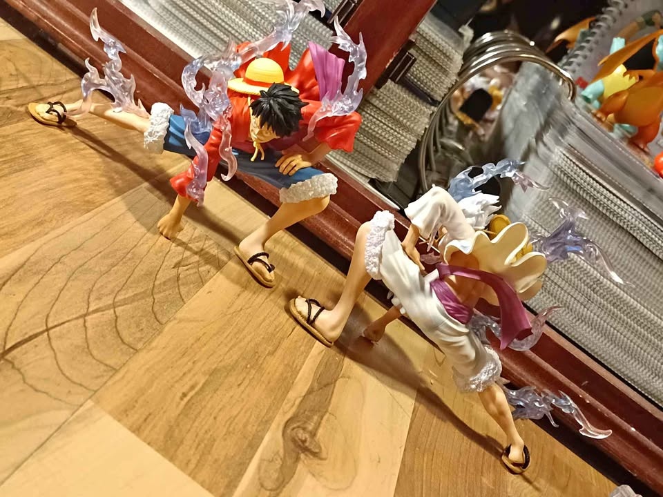 One piece figure