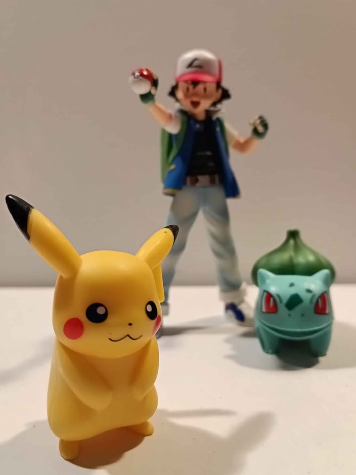 Ash and Pikachu - photo 4