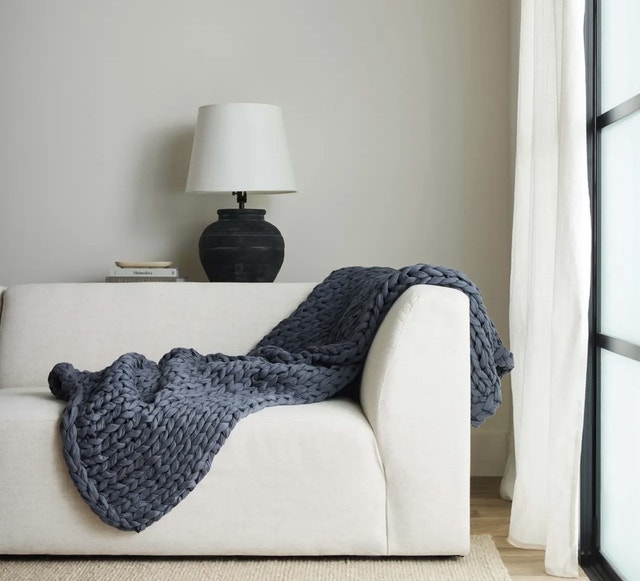 Silk and Stone Hand Knitted Weighted Blanket - photo 4