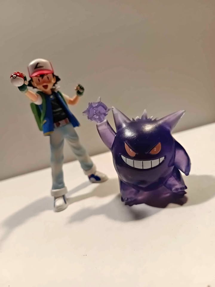 Ash and gengar