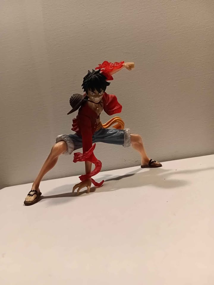 One piece figure - photo 3