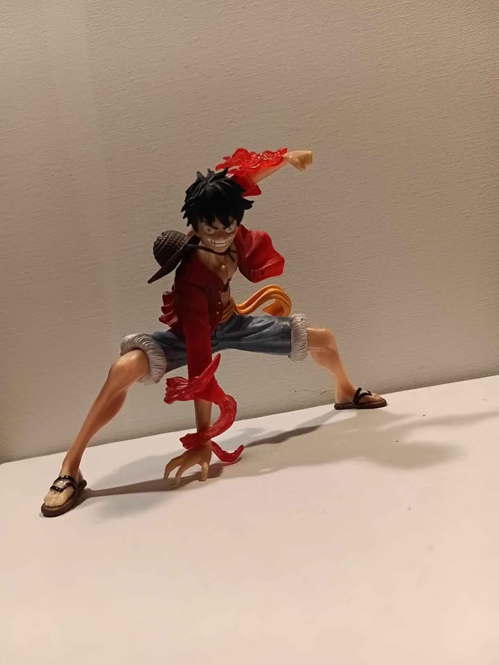 One piece figure - photo 4