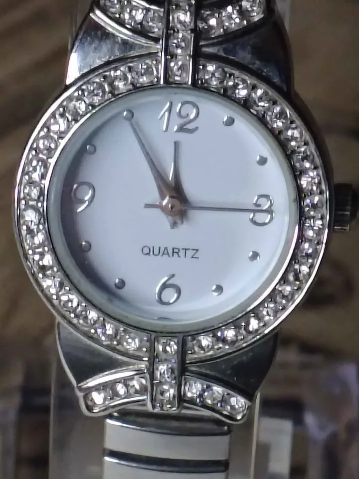 Vintage LGS ladies watch rhinestone encrusted image indicator(2)