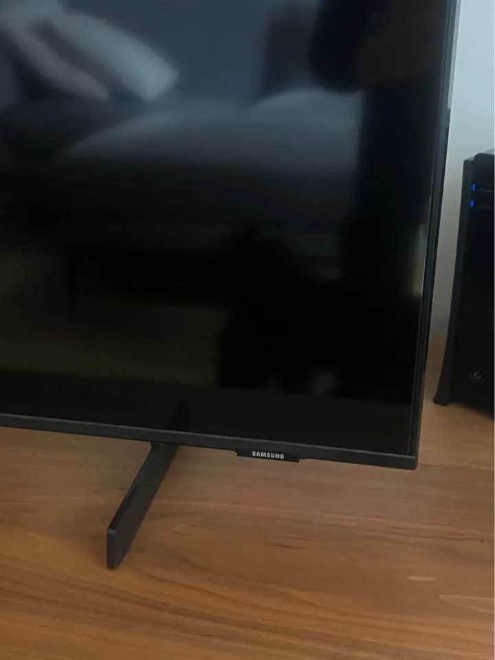 Samsung 50-inch 4K Smart TV UN50AU8000F (2021) image indicator(2)