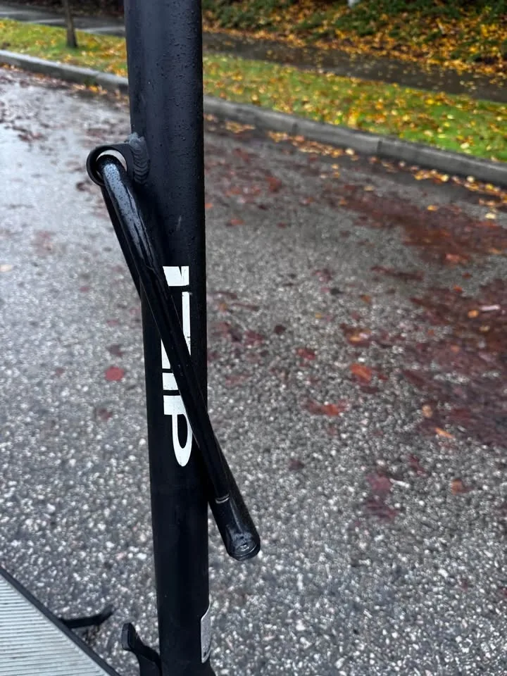 iZip Wave Electric Scooter – Great Condition – 20km Range image indicator(4)