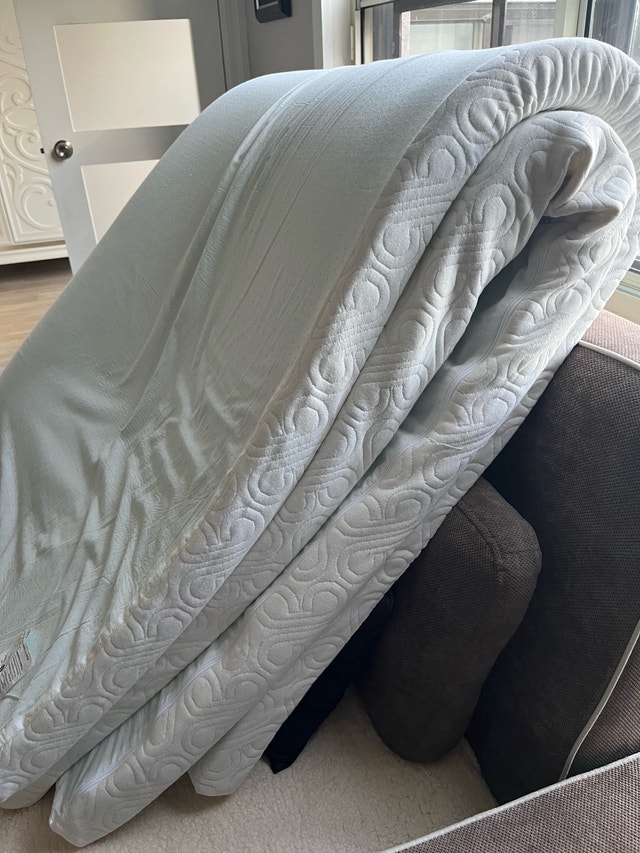 Topper for King size bed - photo 3