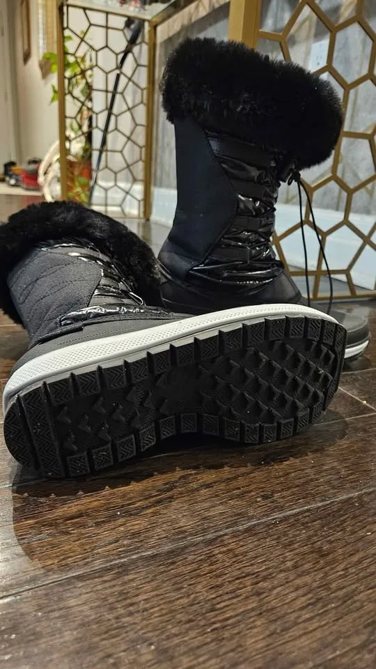 Snowboots size 8 image indicator(2)