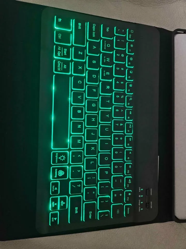 Keyboard & case for tablet - black image indicator(2)