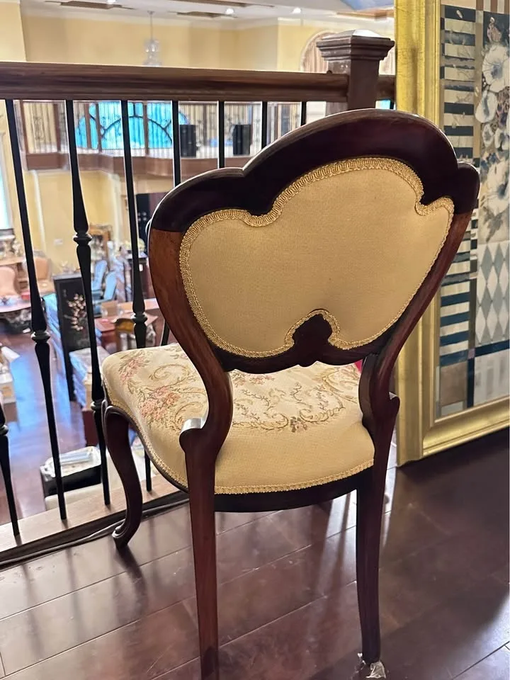 Set of 4 Vintage Victorian-Style Carved Chairs image indicator(2)