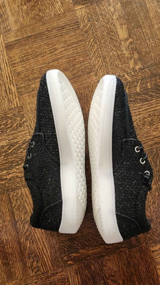 Womens slip on shoes size-40 - photo 3