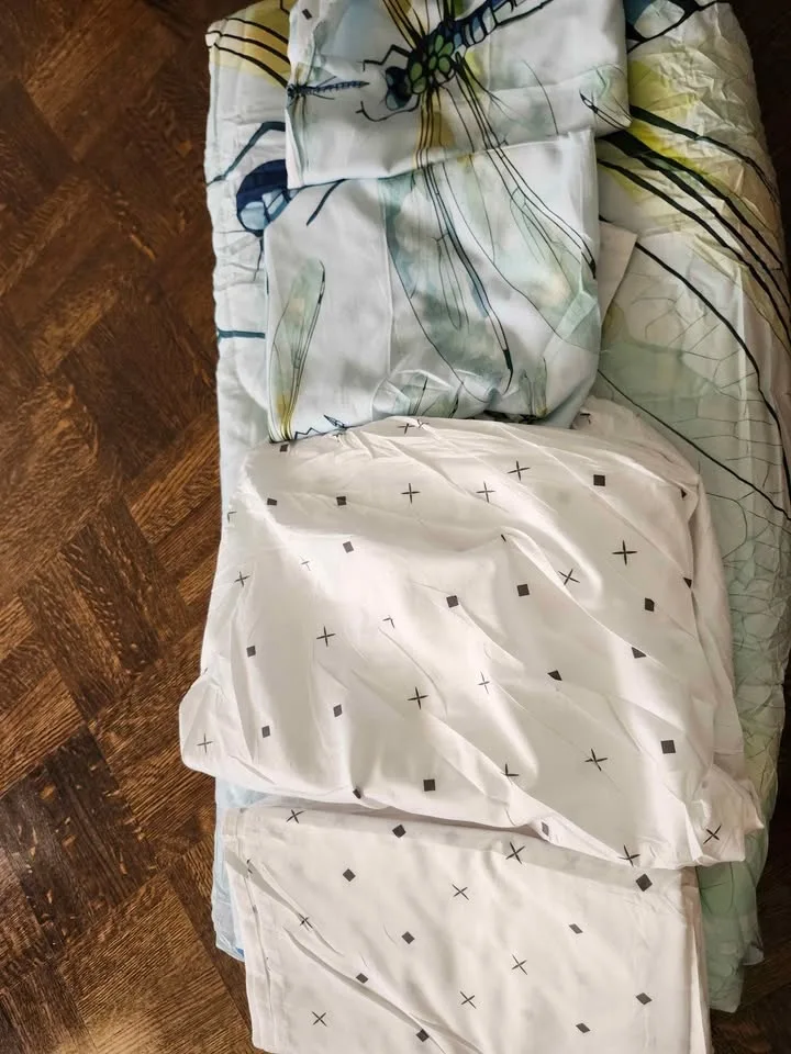 New Twin size light comforter + 2 pillow cover + fitted sheet + image indicator(2)