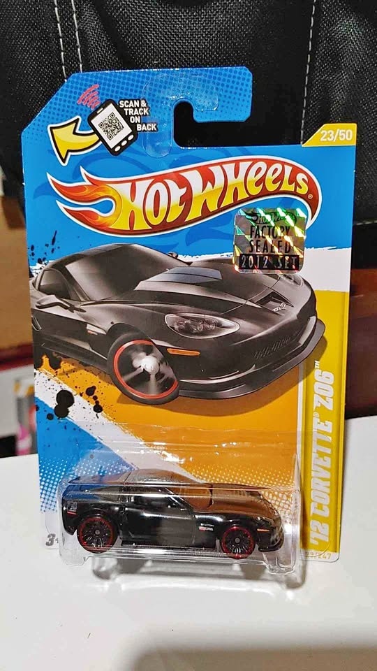 2012 Hot Wheels '12 Corvette Z06