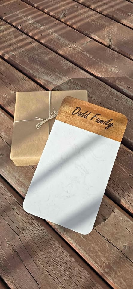Custom engrave cuttingboard - Acacia Wood and Marble