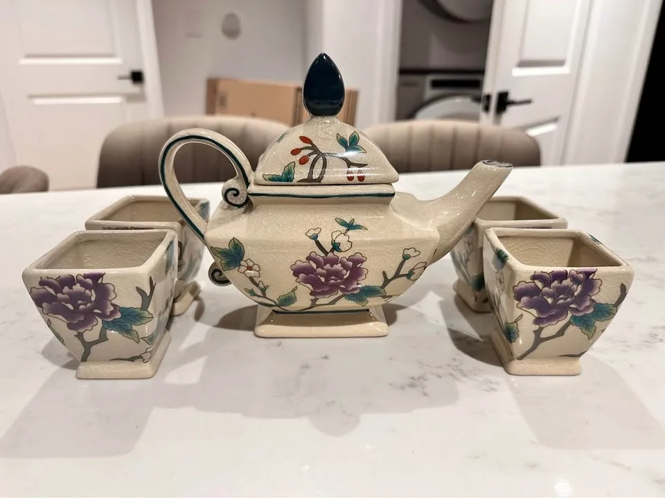 Tea set