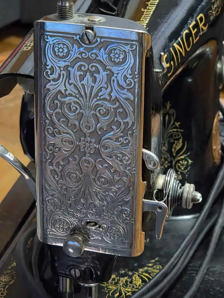 Vintage 1936 Singer Sewing machine image indicator(2)