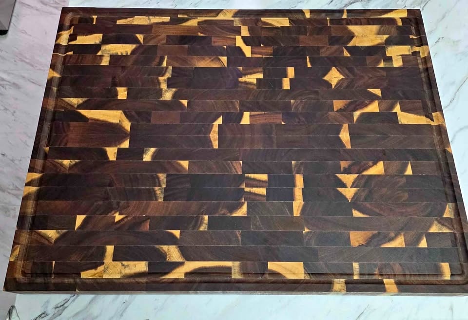 Acacia Wood Cutting Board 24x18x2 in Thick