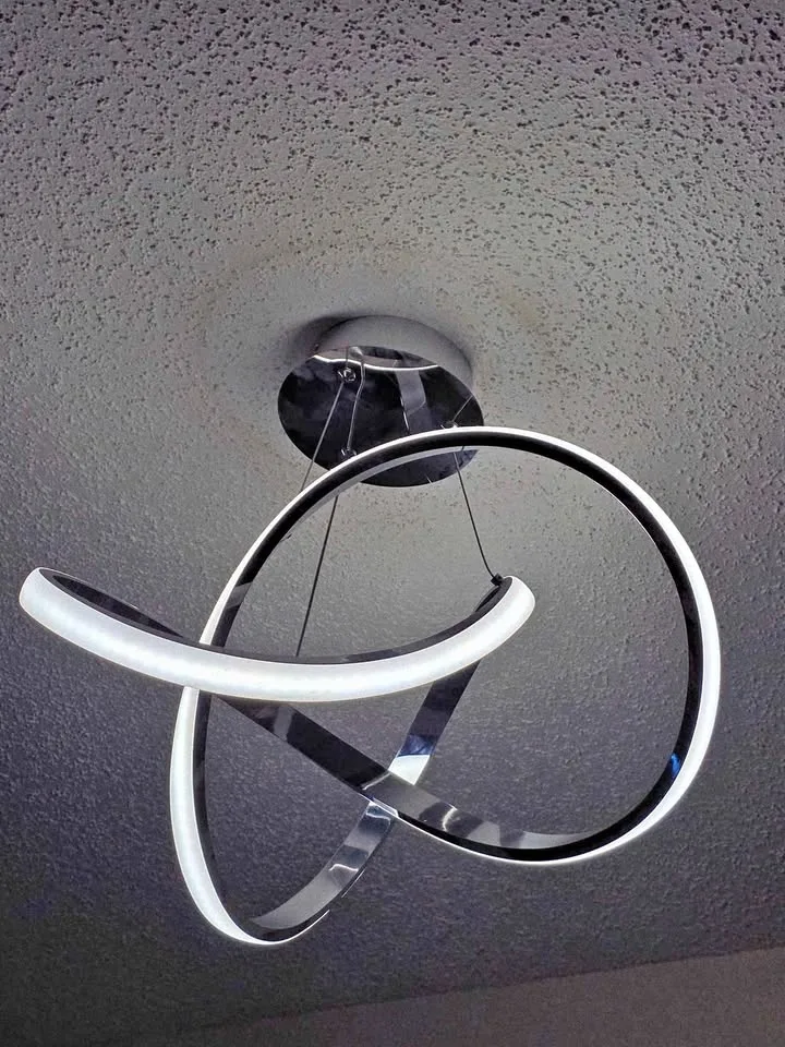 Modern Pendant Light with Irregular Ring Lights LED