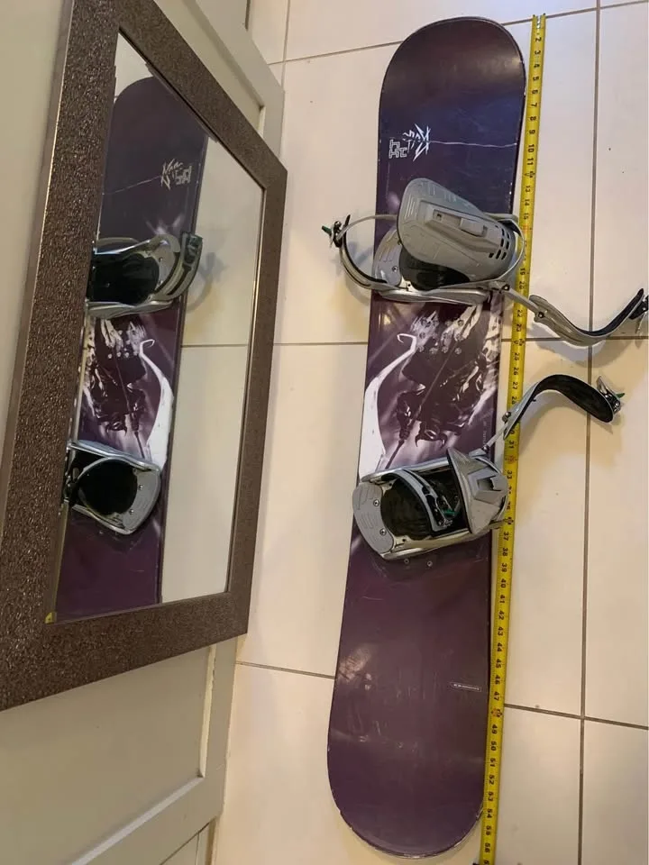 Snowboard with bindings 145cm unisex