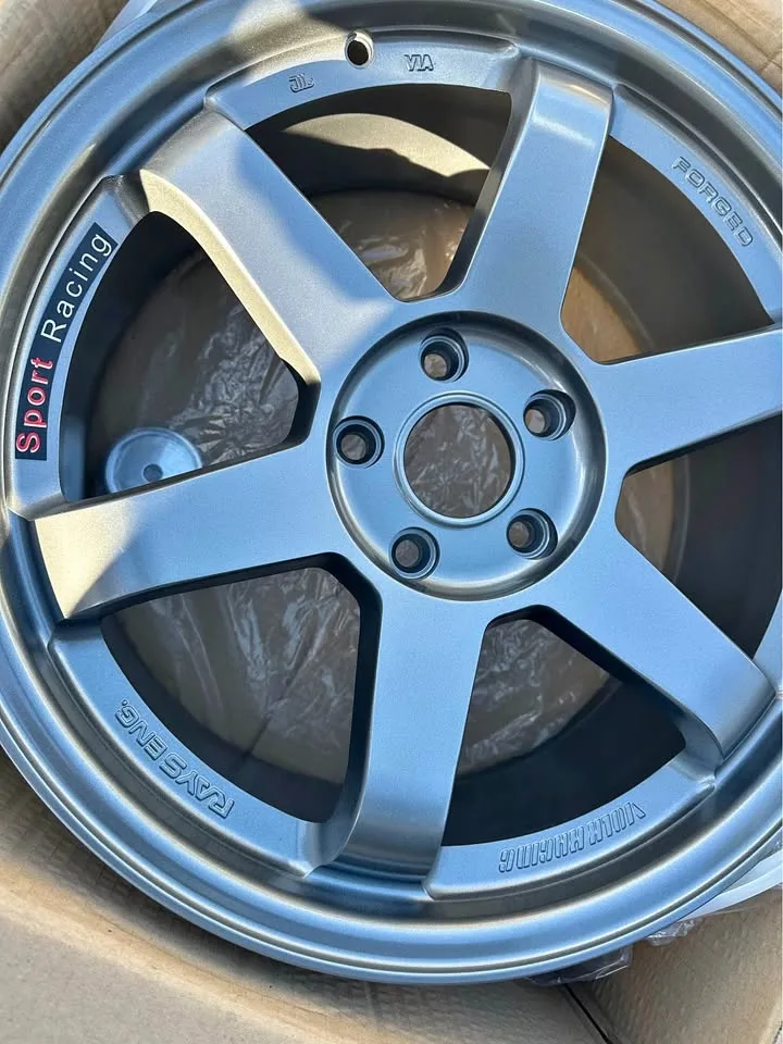 TE37 Style 18 inch rims 18X8 5X114.3 alloy wheels offset+45mm CB