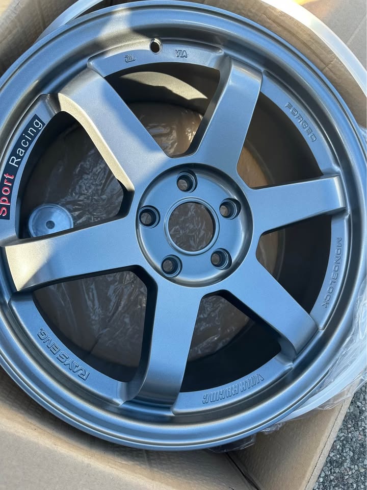 TE37 Style 18 inch rims 18X8 5X114.3 alloy wheels offset+45mm CB - photo 2