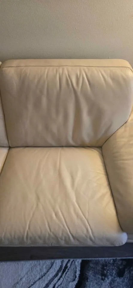 🔥 MUST GO! Leather Sectional & Recliner Set - $100 Both! image indicator(3)