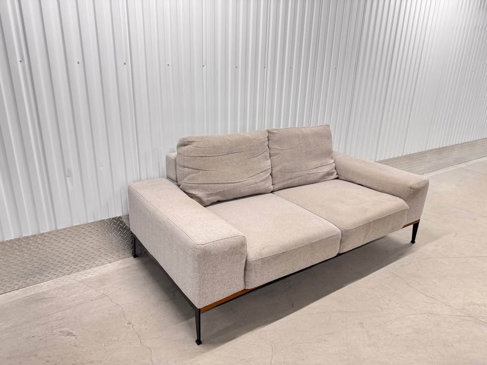 Structube Preston 3 seater loveseat couch (DELIVERY AVAILABLE) - photo 5