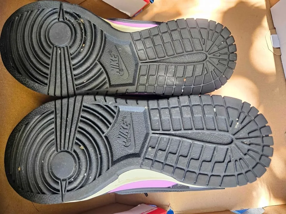 Nike shoes ladies size 6 image indicator(3)