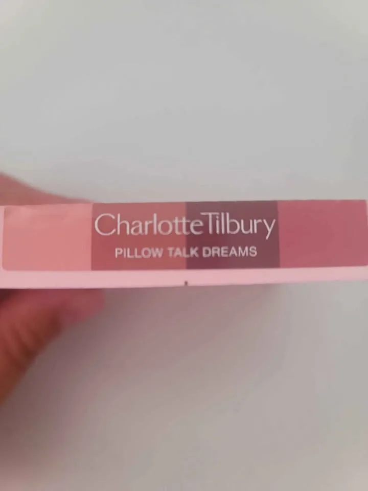 NEW Charlotte Tillbury Pillow Talk Dreams Eyeshadow Palette image indicator(6)