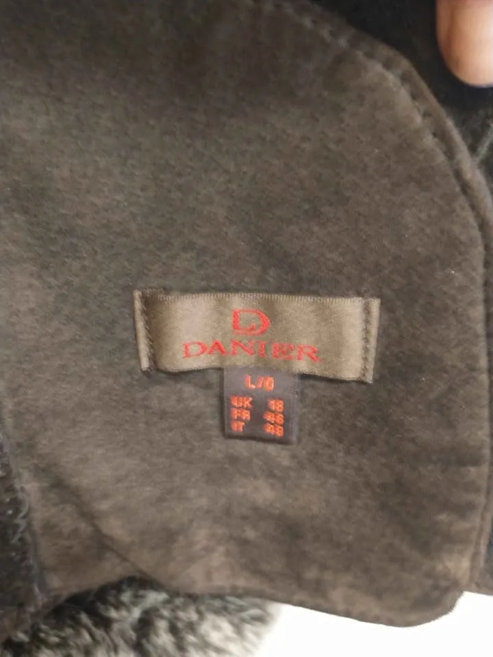 DANIER Leather Winter Jacket; Removable Fox Fur image indicator(7)